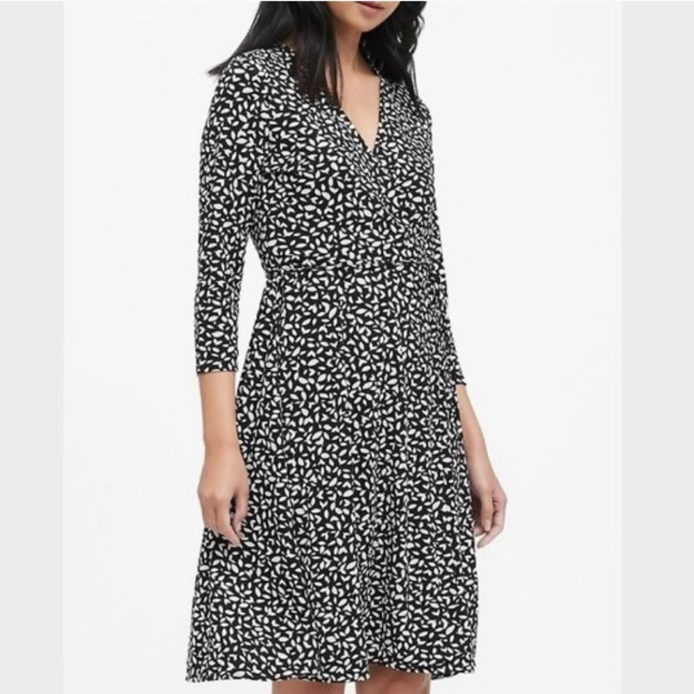 Banana Republic Wrap Tie Midi Dress, EUC, Size M